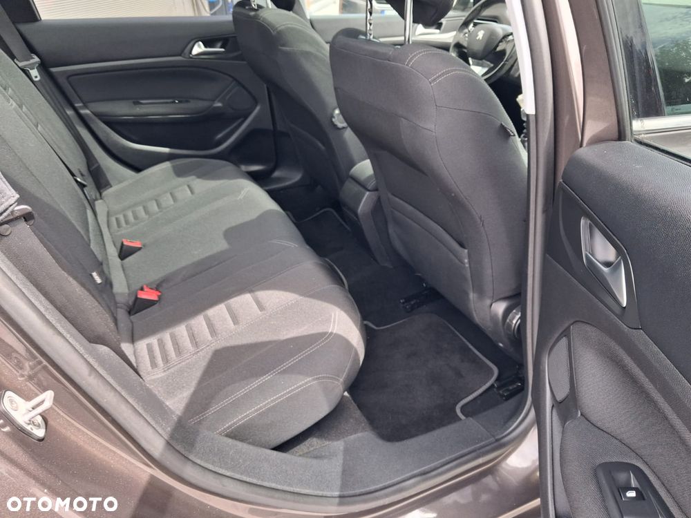 Peugeot 308 155 THP Allure - 21