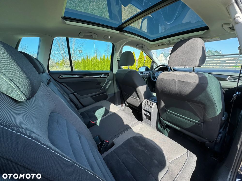 Volkswagen Golf Sportsvan 2.0 TDI (BlueMotion Technology) DSG Highline - 21