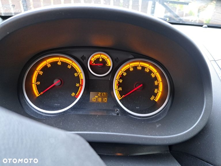 Opel Corsa 1.4 16V Color Edition - 7