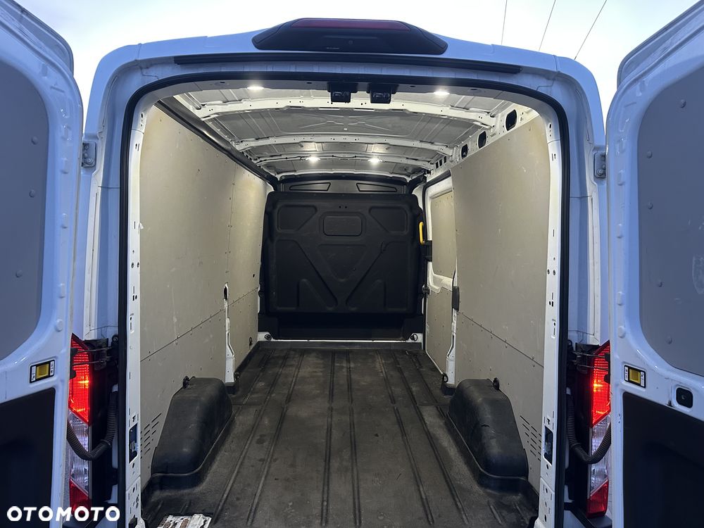 Ford Transit - 17