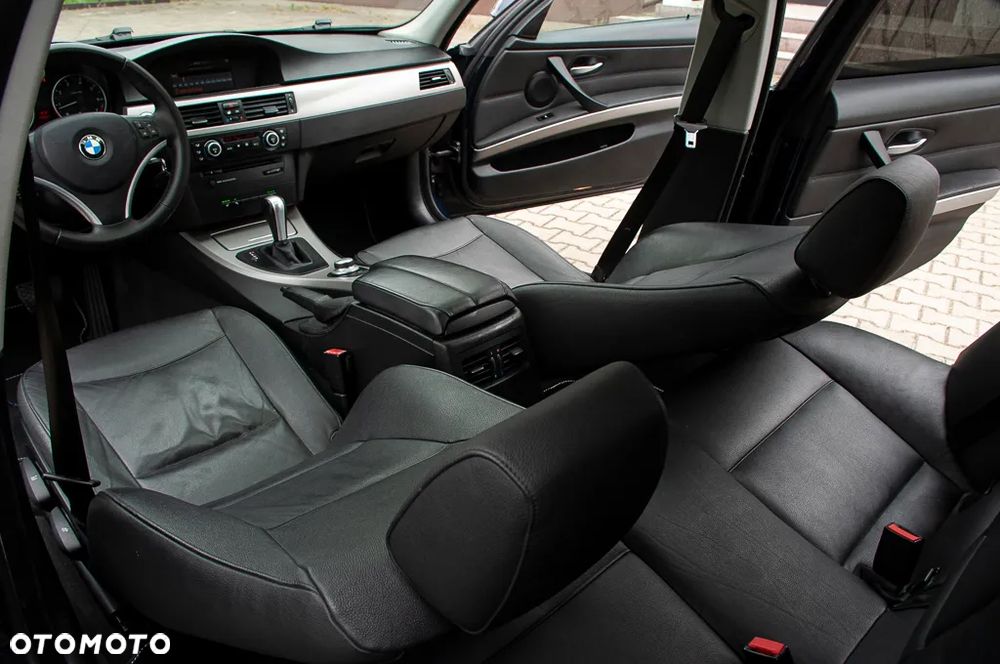 BMW Seria 3 - 36