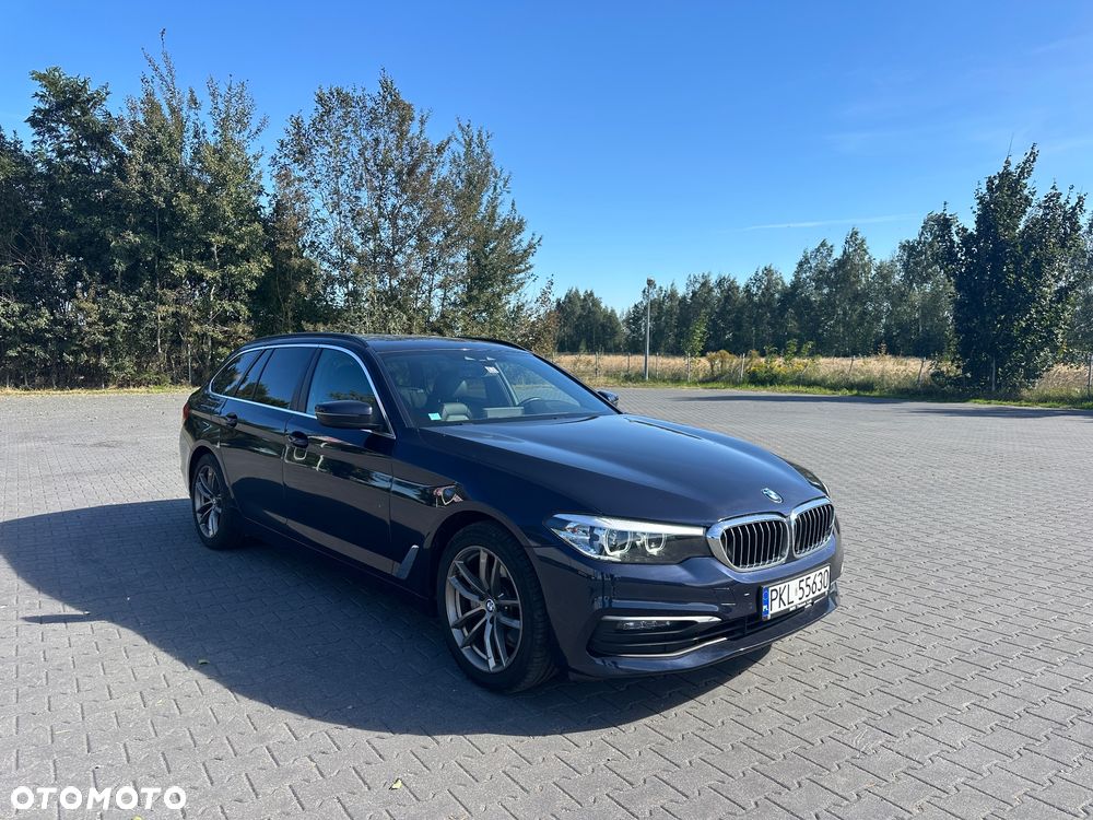 BMW Seria 5 520d MHEV Luxury Line