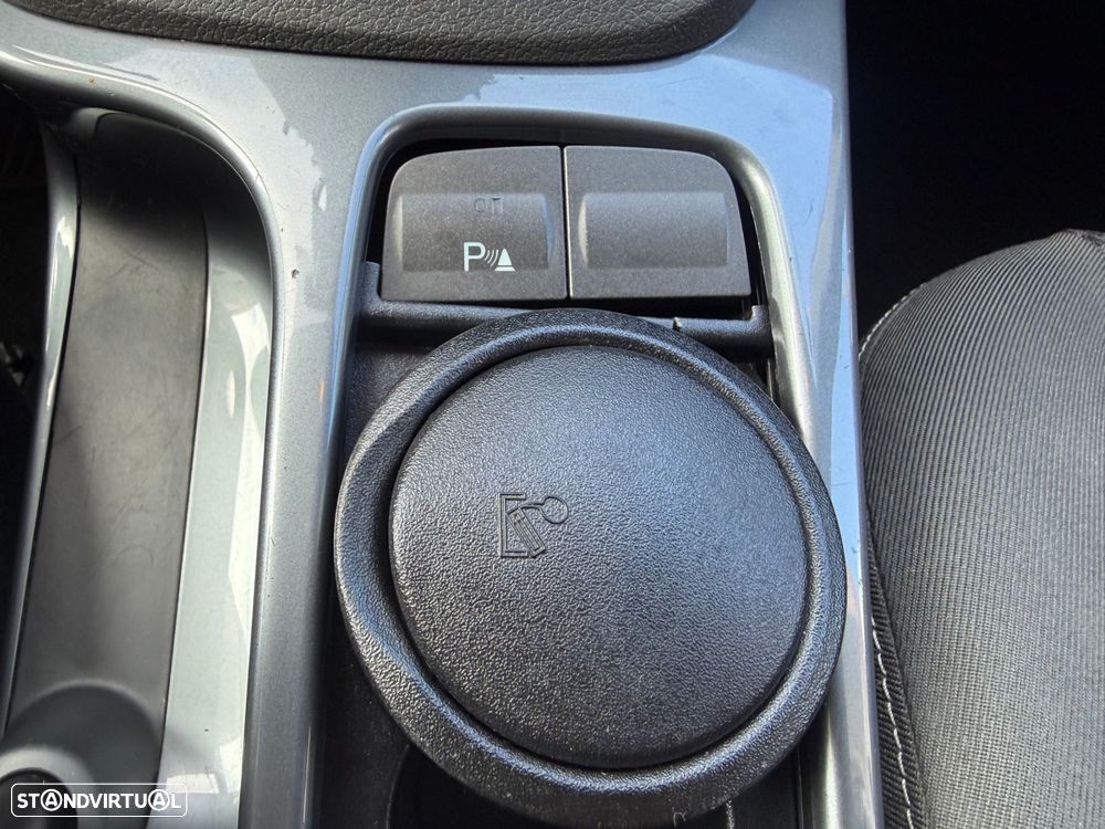 Ford C-Max 1.6 TDCi Trend - 32