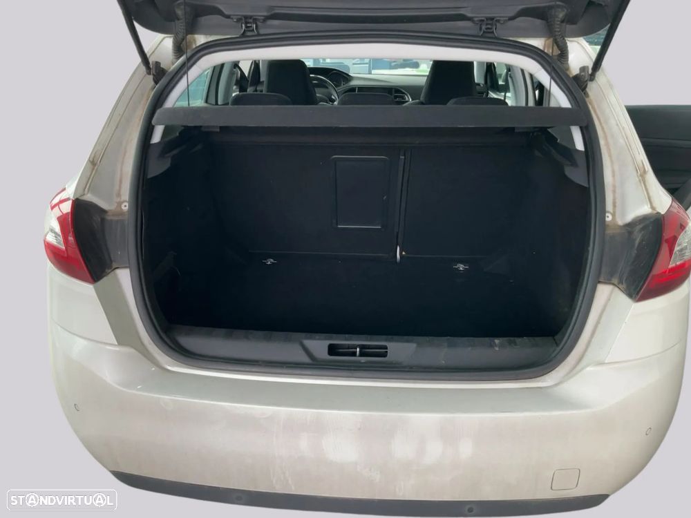 Peugeot 308 - 7