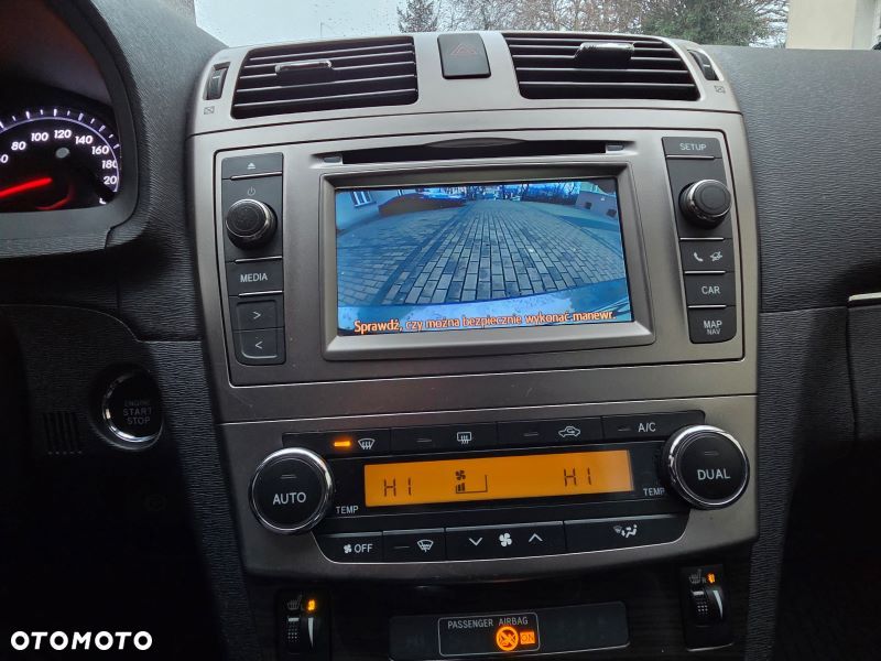 Toyota Avensis 2.0 D-4D Premium - 26