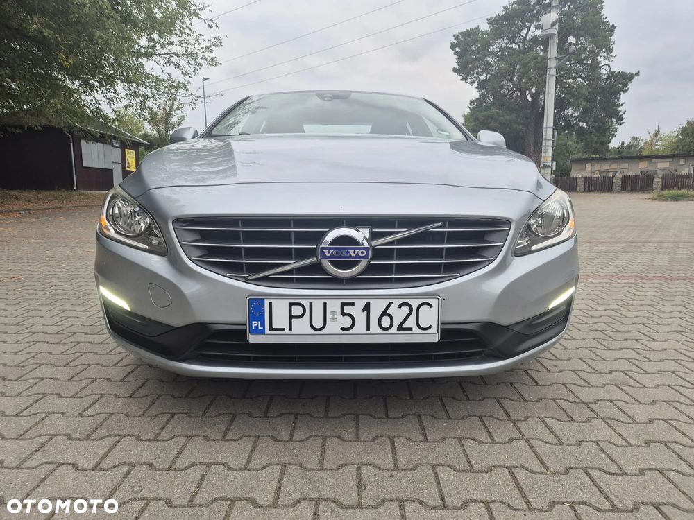 Volvo S60 D2 Momentum - 20
