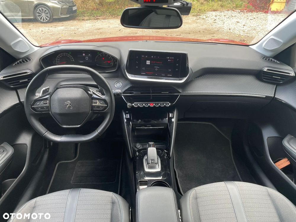 Peugeot 208 1.2 PureTech Allure S&S EAT8 - 8