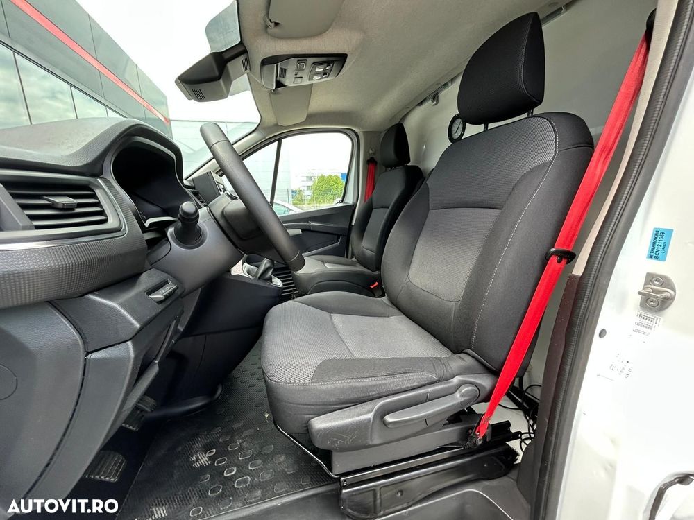 Renault trafic - 13