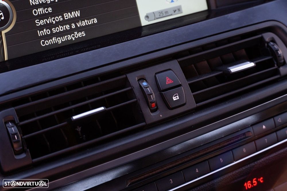 BMW 520 d Line Luxury - 22