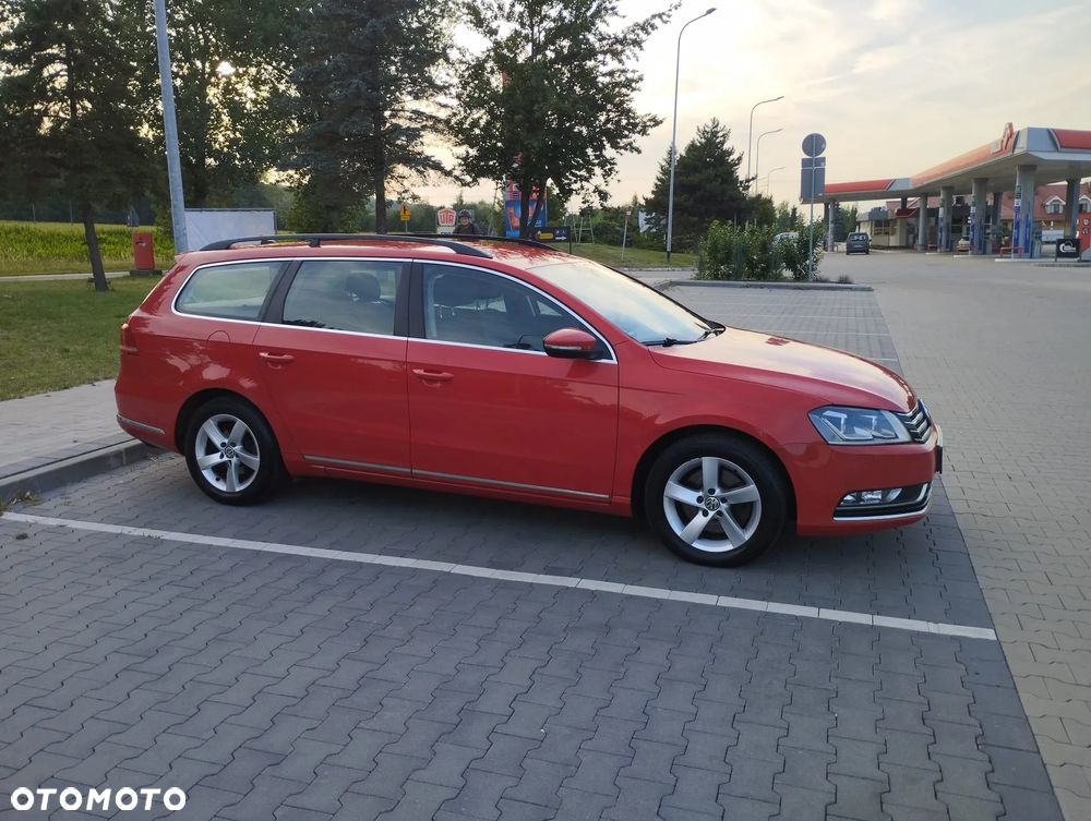Volkswagen Passat 2.0 Blue TDI SCR Comfortline - 13
