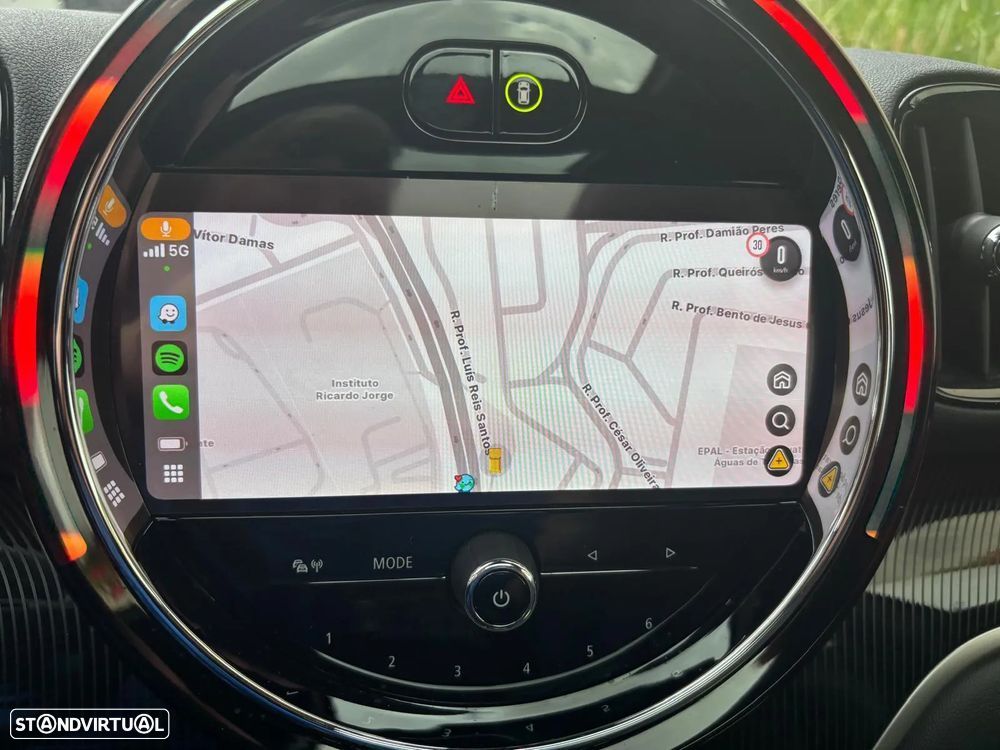 MINI Countryman Cooper D Premium Yours Auto - 21