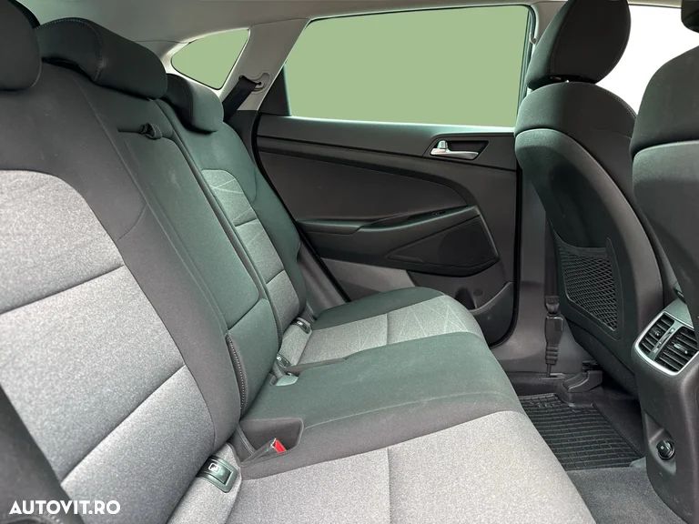 Hyundai Tucson 1.6 GDI 2WD 6MT Style - 13