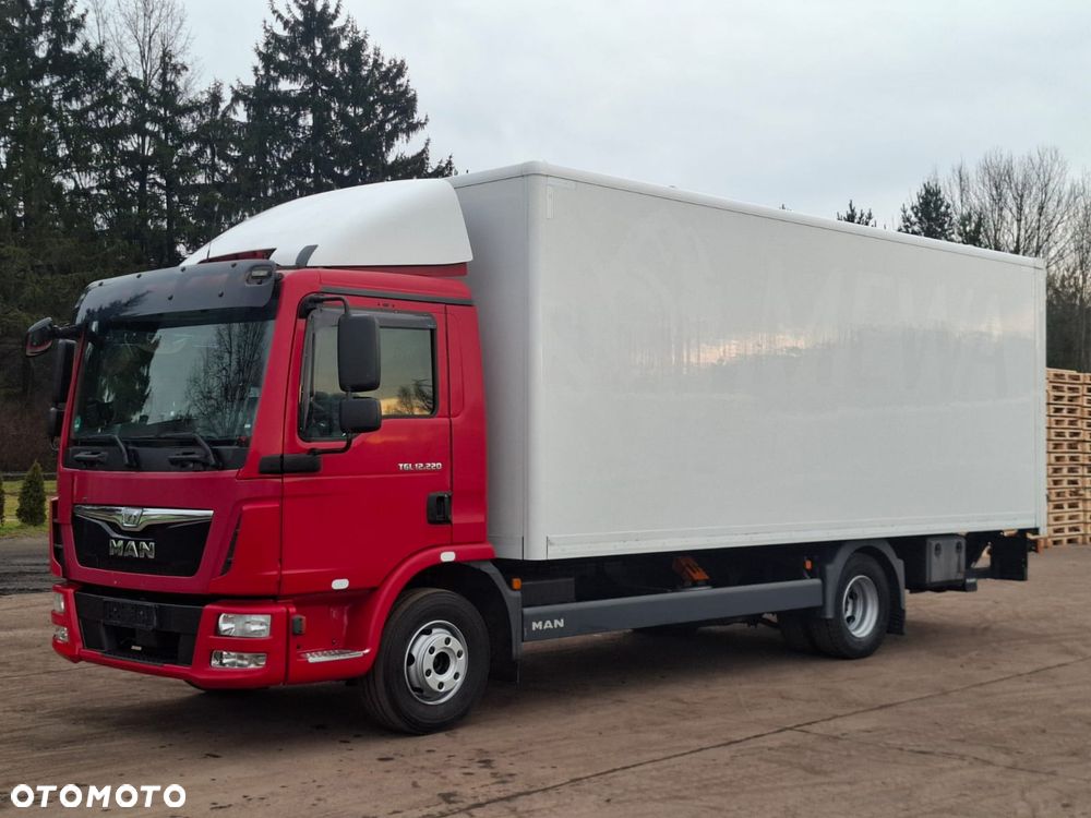 MAN TGL 12.220 - 1