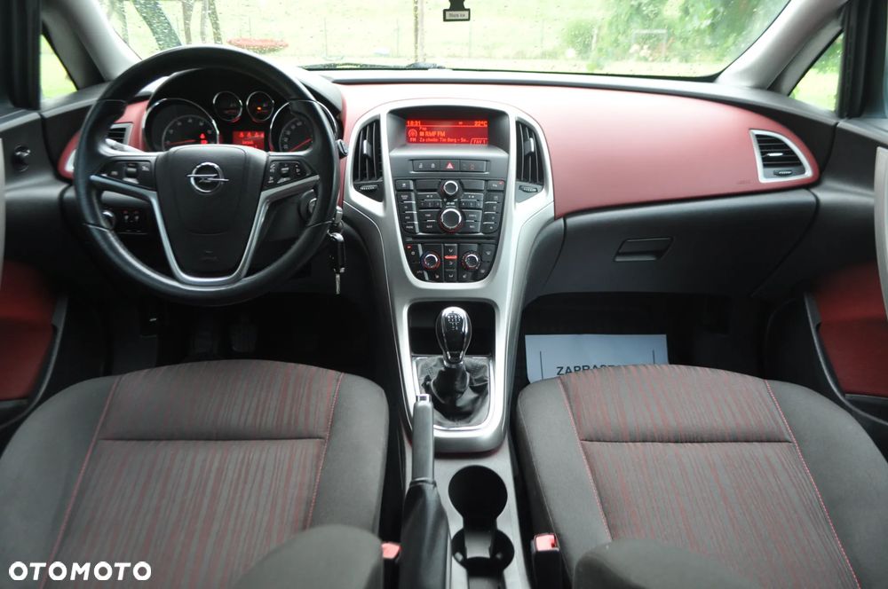 Opel Astra 1.6 Cosmo - 23