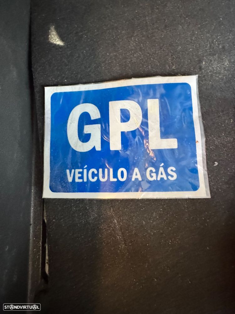 Chevrolet Spark 1.0 LS Bi-Fuel - 7