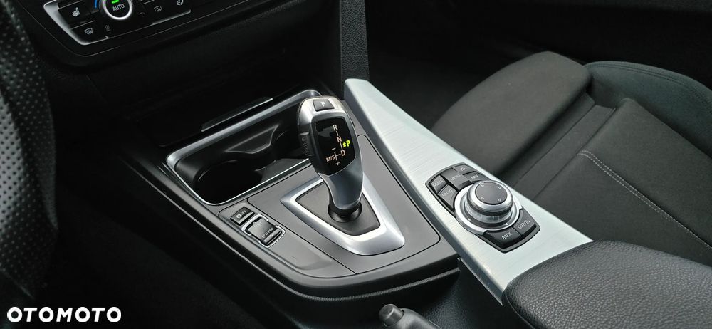 BMW Seria 3 - 35