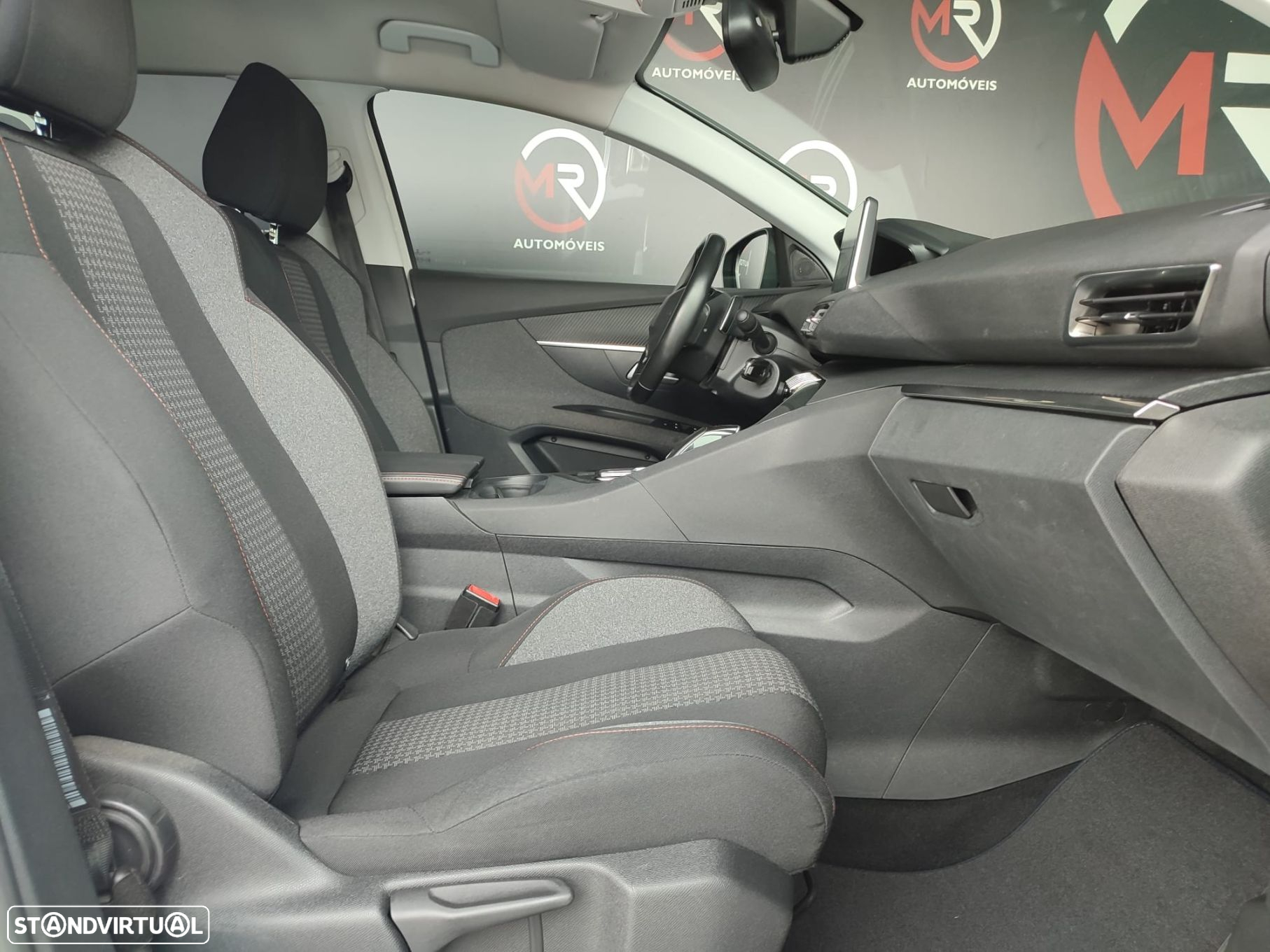 Peugeot 3008 1.5 BlueHDi Crossway EAT8 - 27