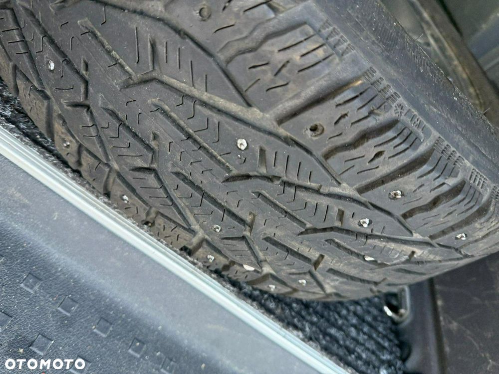 Volkswagen Caddy - 24