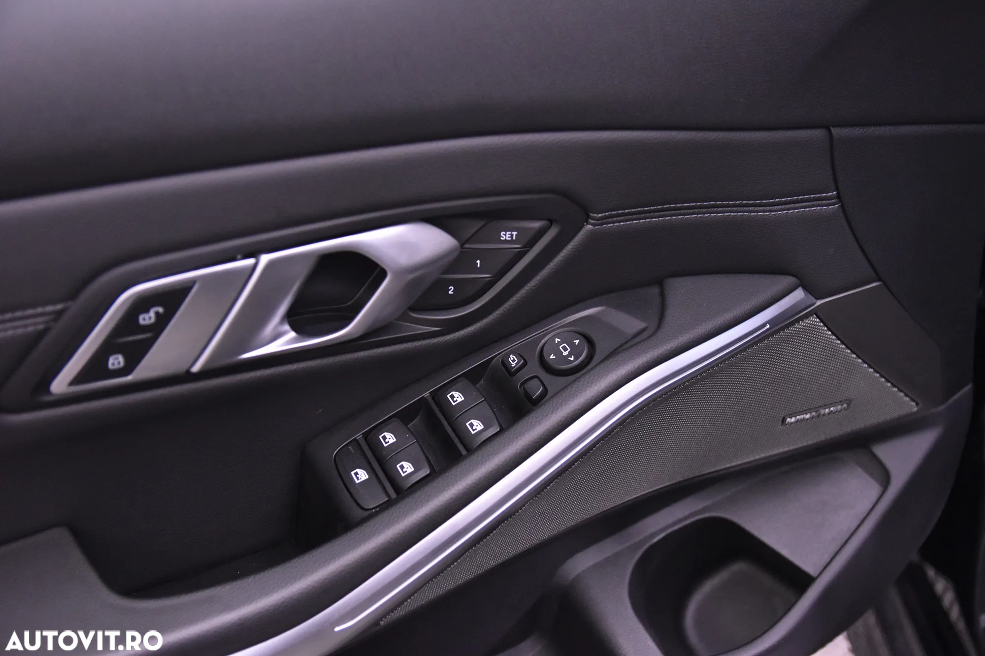 BMW Seria 3 320i AT - 13