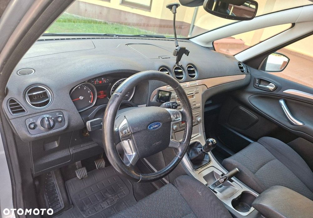 Ford S-Max - 20