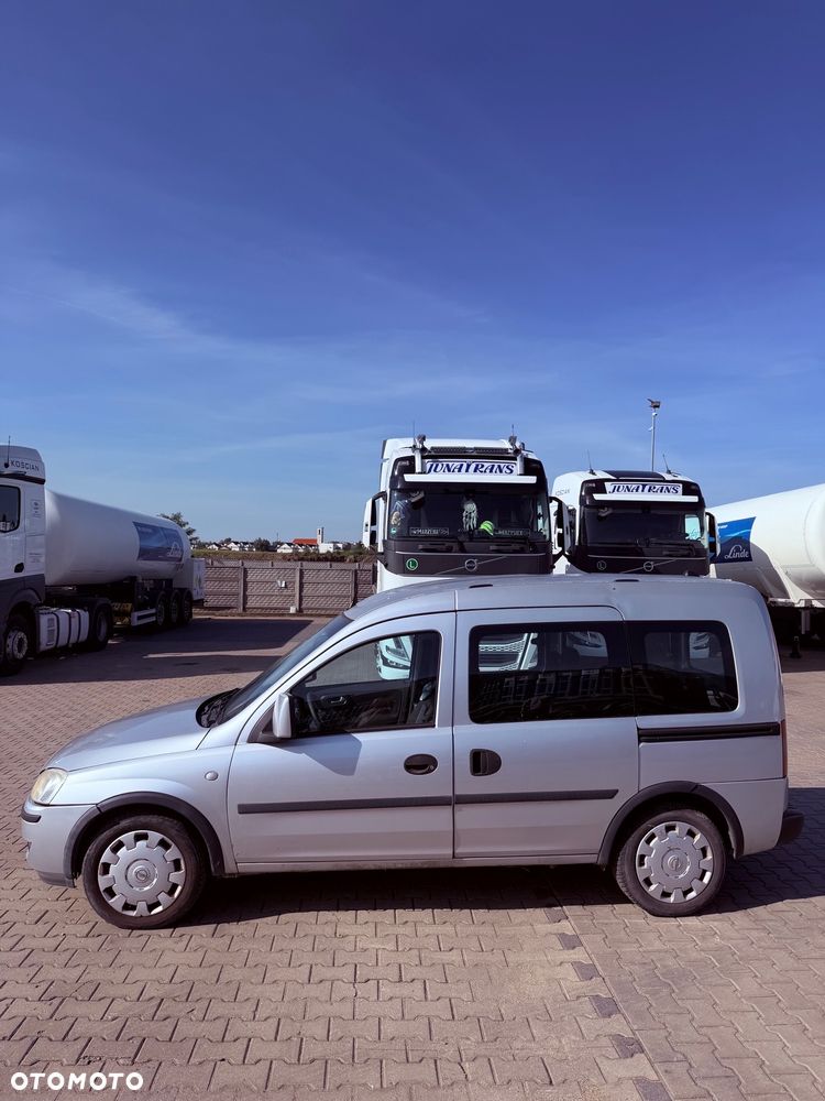 Opel Combo Tour - 4