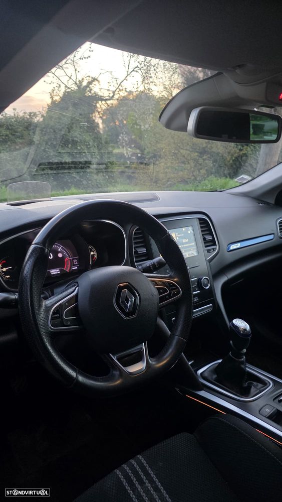 Renault Mégane - 10