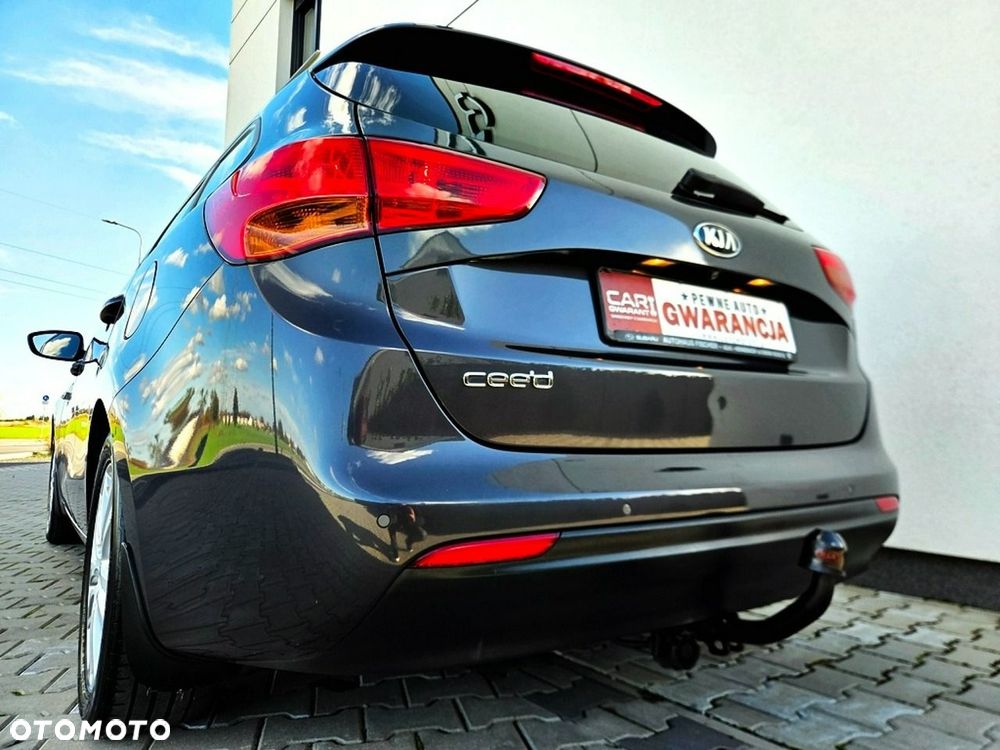 Kia Ceed 1.6 GDI Fifa World Cup Edition - 22