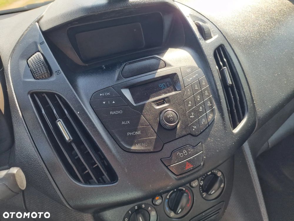Ford Transit Connect - 13