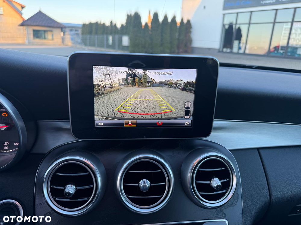 Mercedes-Benz Klasa C 200 9G-TRONIC AMG Line - 8