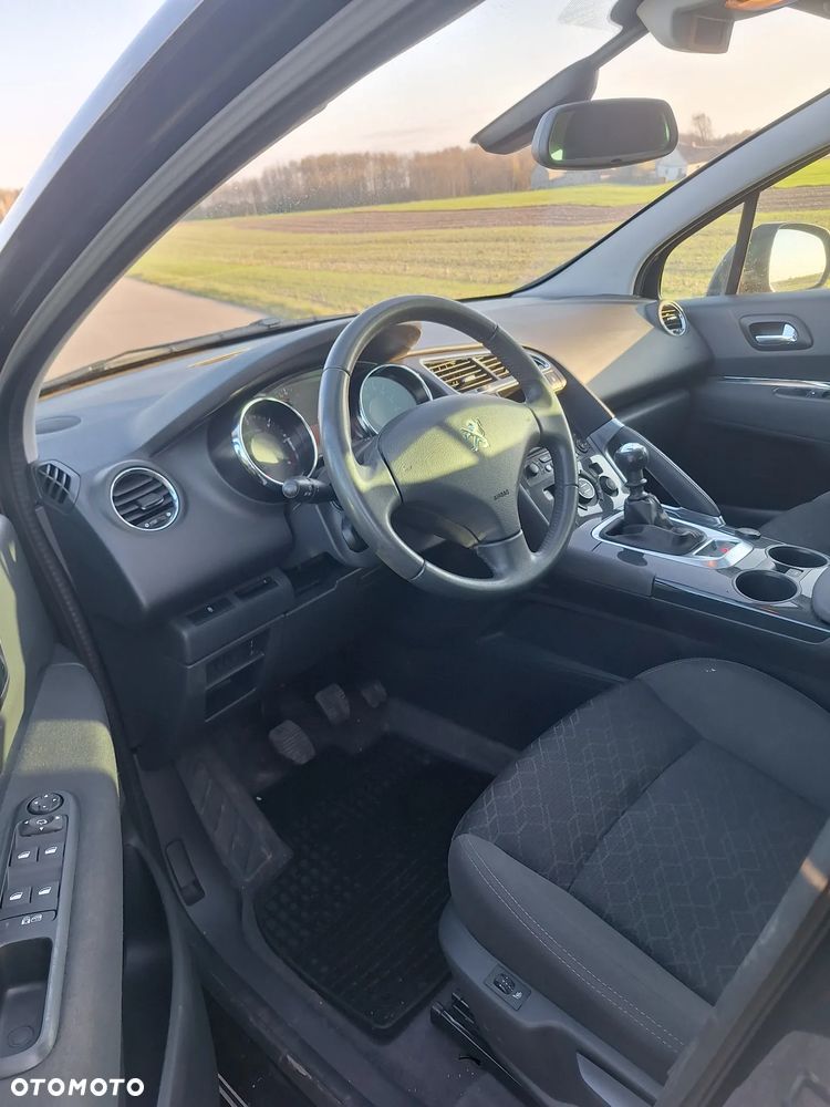 Peugeot 3008 HDi 115 Access - 10