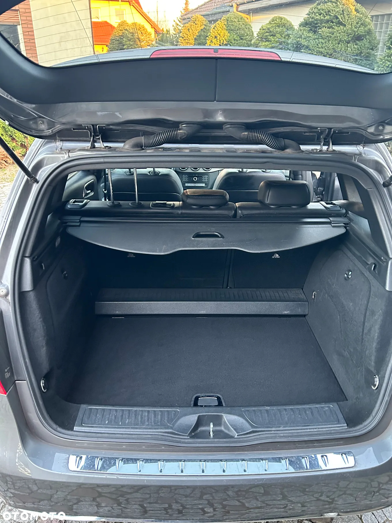 Mercedes-Benz Klasa B 200 (CDI) d 4Matic 7G-DCT Style - 36