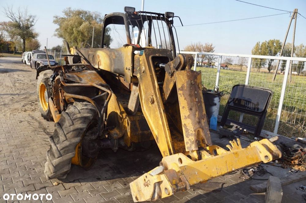 PIASTA ZWOLNICA PRZEKŁADNIA JCB 531-70 LEWA FV23 - 5