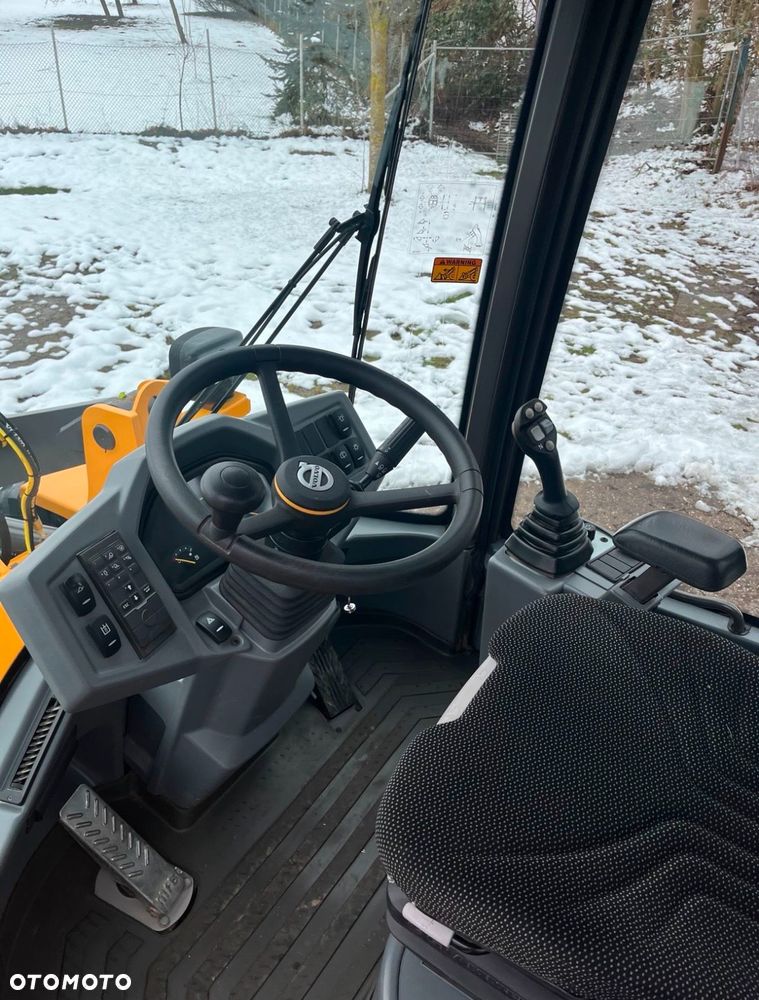 Kubota Ładowarka R070 - 6