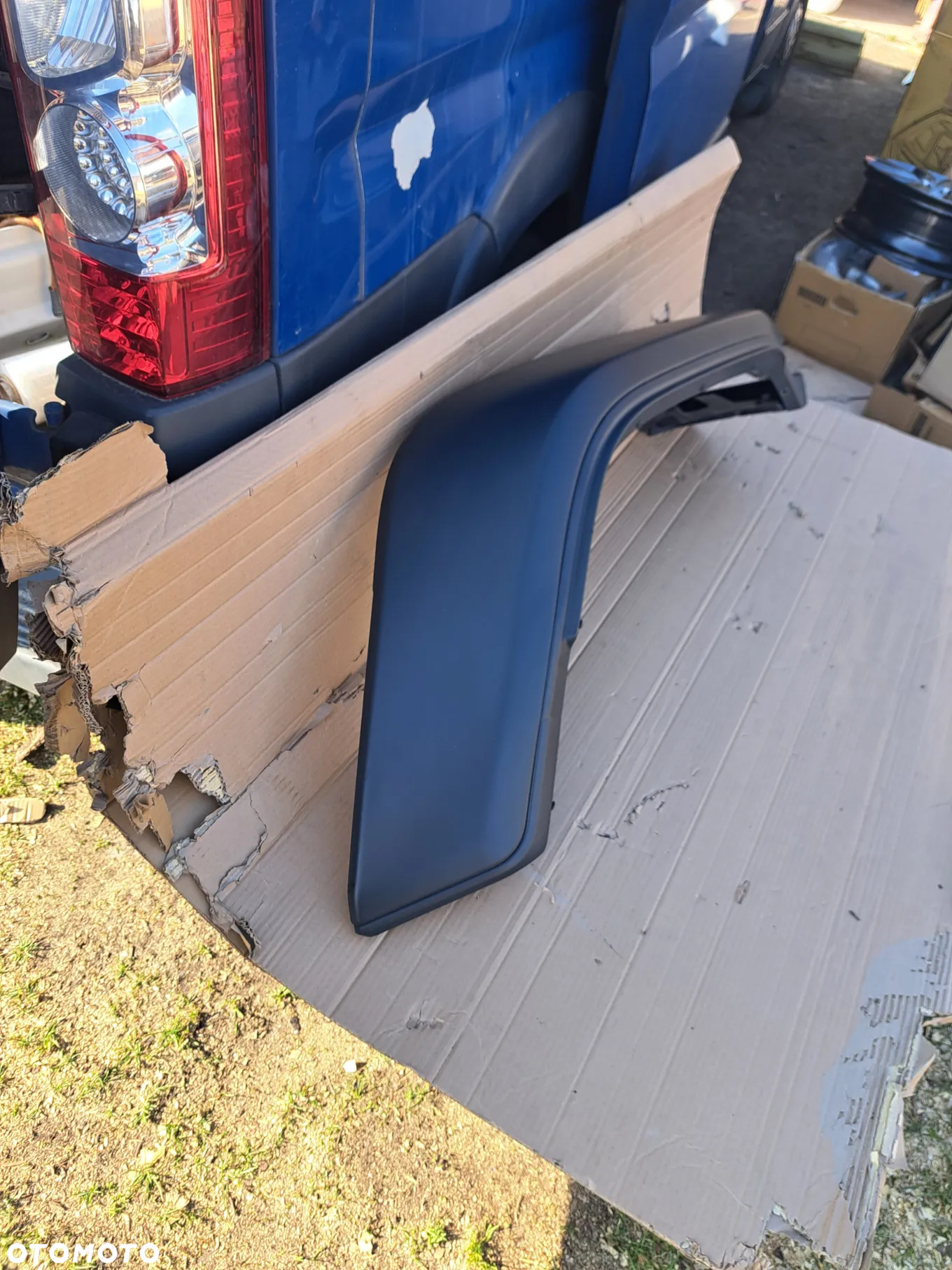 Listwa nakładka na przedni błotnik prawy Jeep Wrangler JL Gladiator 6CE76RXFAH Poszerzenie nadkola błotnika prawy przód Jeep Wrangler JL Gladiator 6CE76RXFAH - 3