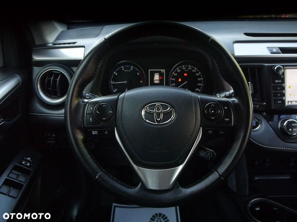 Toyota RAV4 2.0 D-4D Premium 4x2 - 23