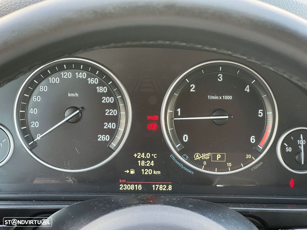 BMW 525 d Pack M Auto - 16