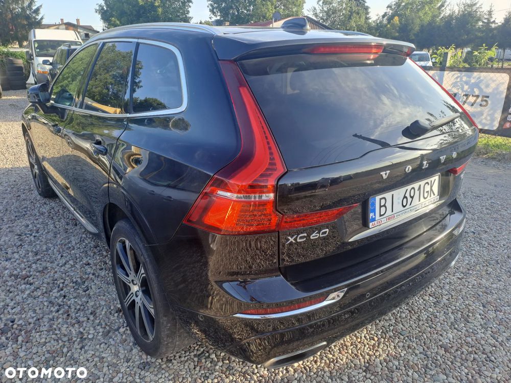 Volvo XC 60 T6 AWD Geartronic RDesign - 3