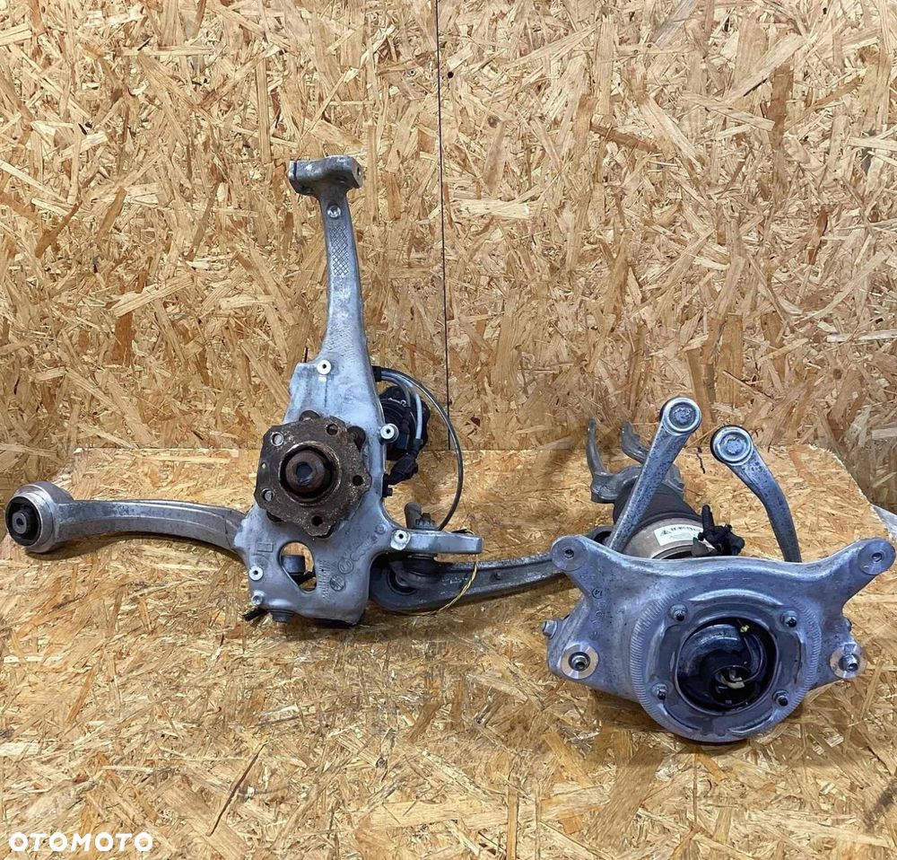 ZAWIESZENIE ZWROTNICA PRAWA PRZOD PRZEDNIE PRAWE PORSCHE MACAN 95B407254F - 1