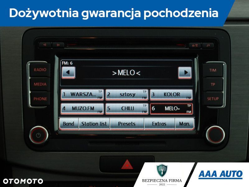 Volkswagen Passat - 12