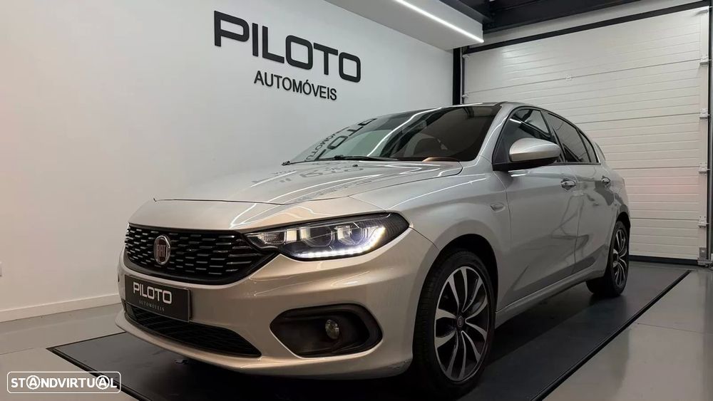 Fiat Tipo 1.3 M-Jet Lounge Tech - 2