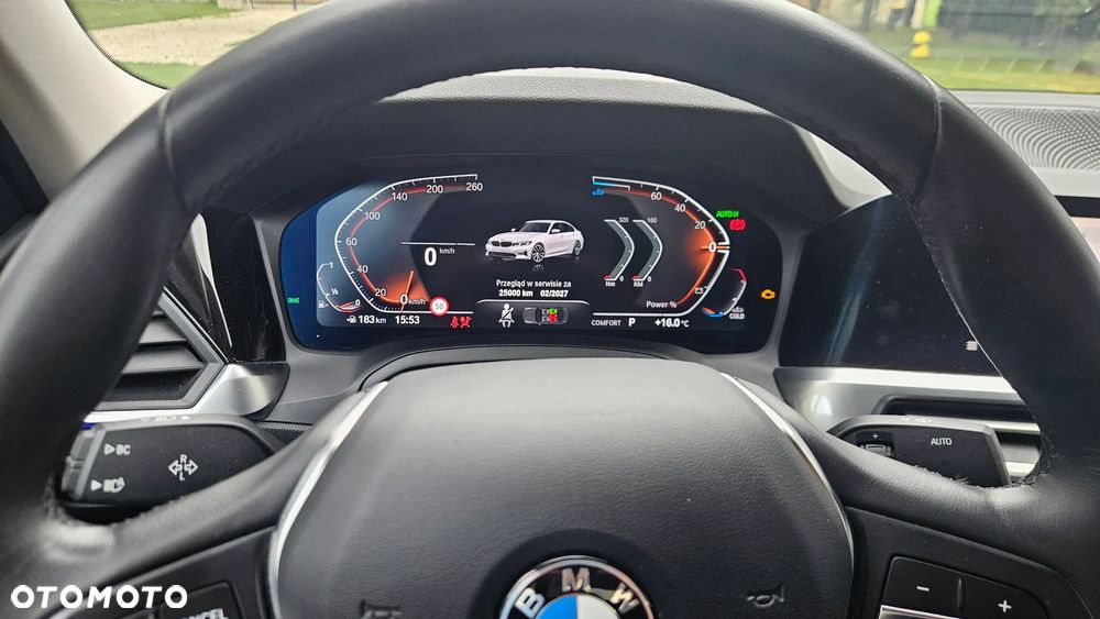 BMW Seria 3 318i - 9