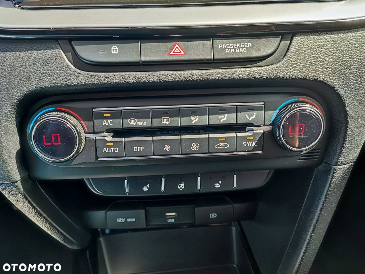 Kia Ceed - 15