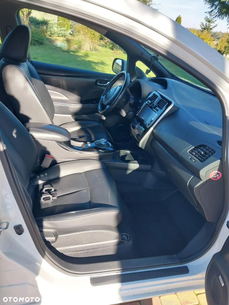 Nissan Leaf - 6