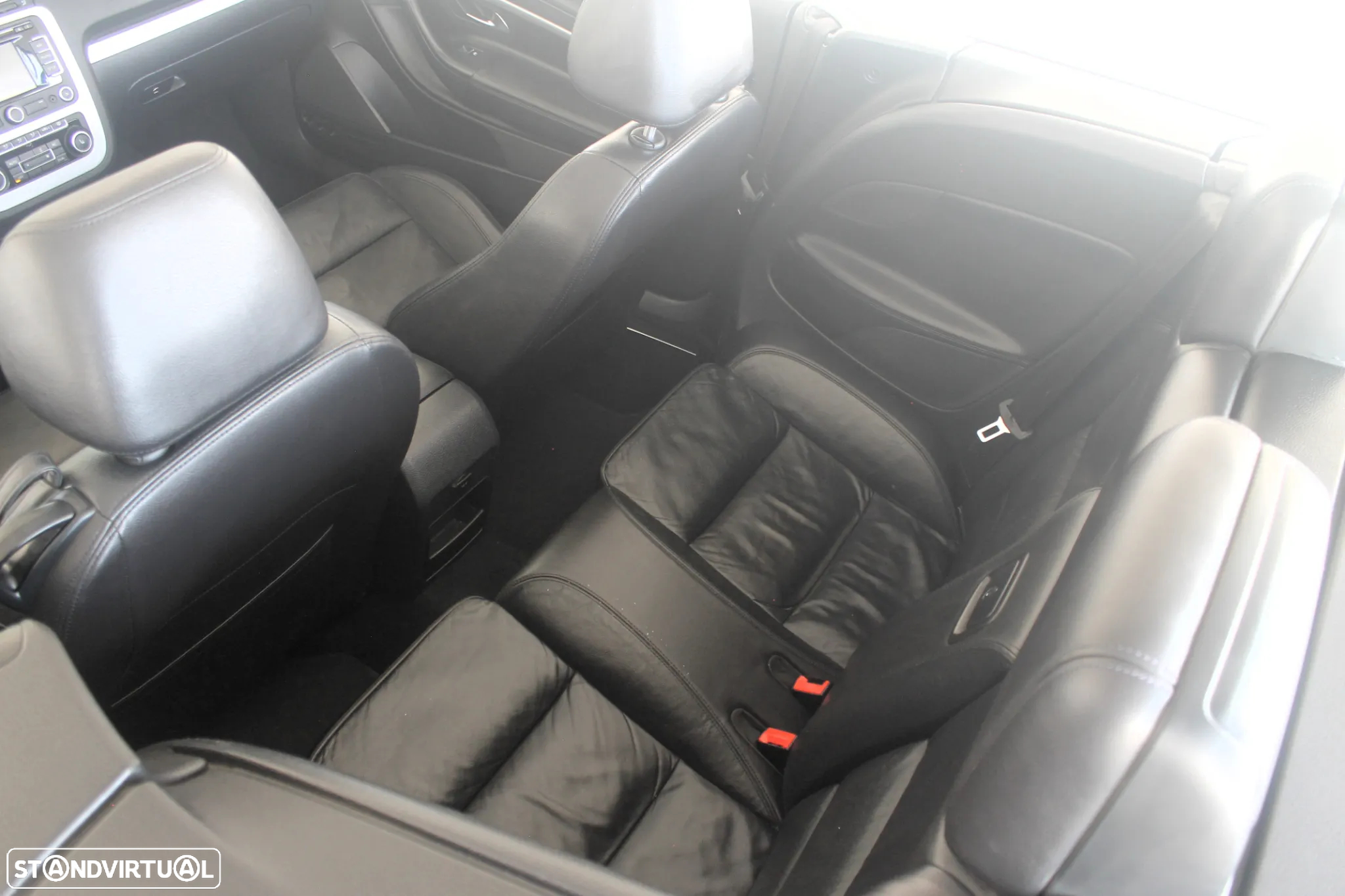 VW EOS 2.0 TDi BlueMotion DSG - 17