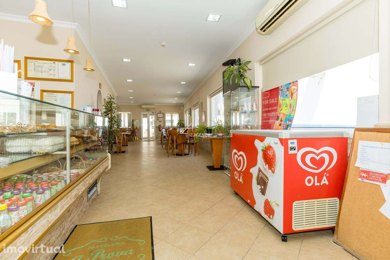 Pastelaria com Negócio e Propriedade em Azinhal, Castro Marim - Grande imagem: 4/29