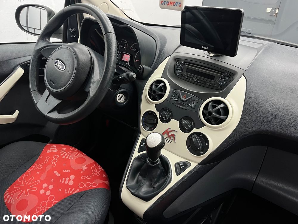 Ford KA - 8