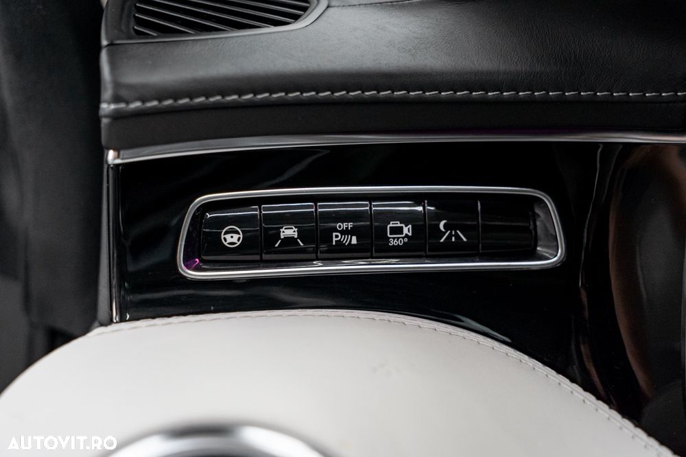 Mercedes-Benz S 500 4MATIC Aut - 11