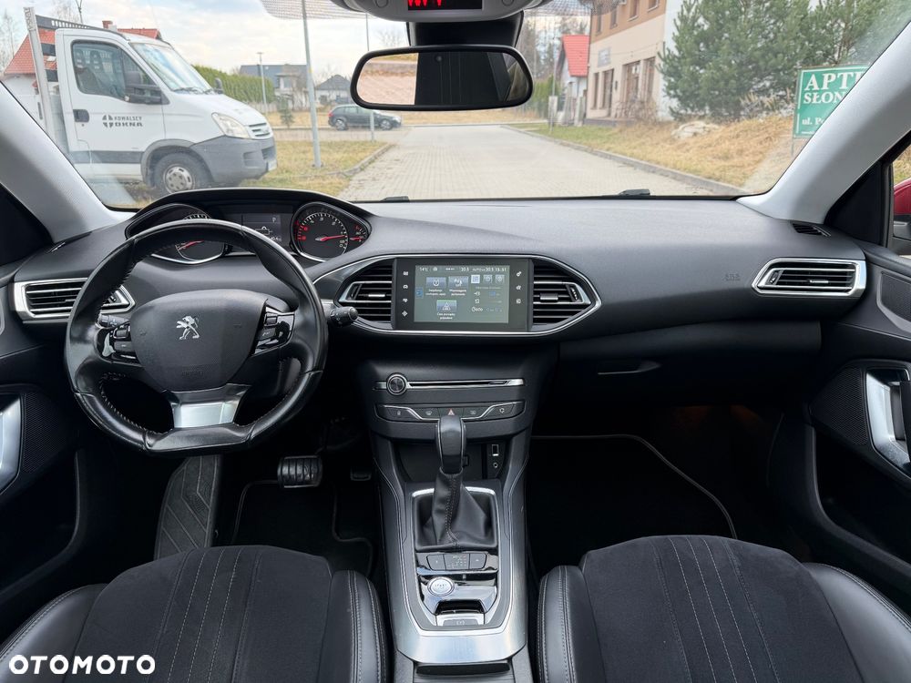Peugeot 308 BlueHDi FAP 150 EAT6 Stop & Start Allure - 14