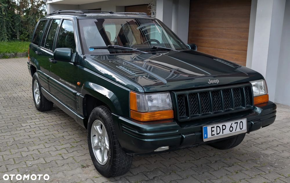 Jeep Grand Cherokee - 14