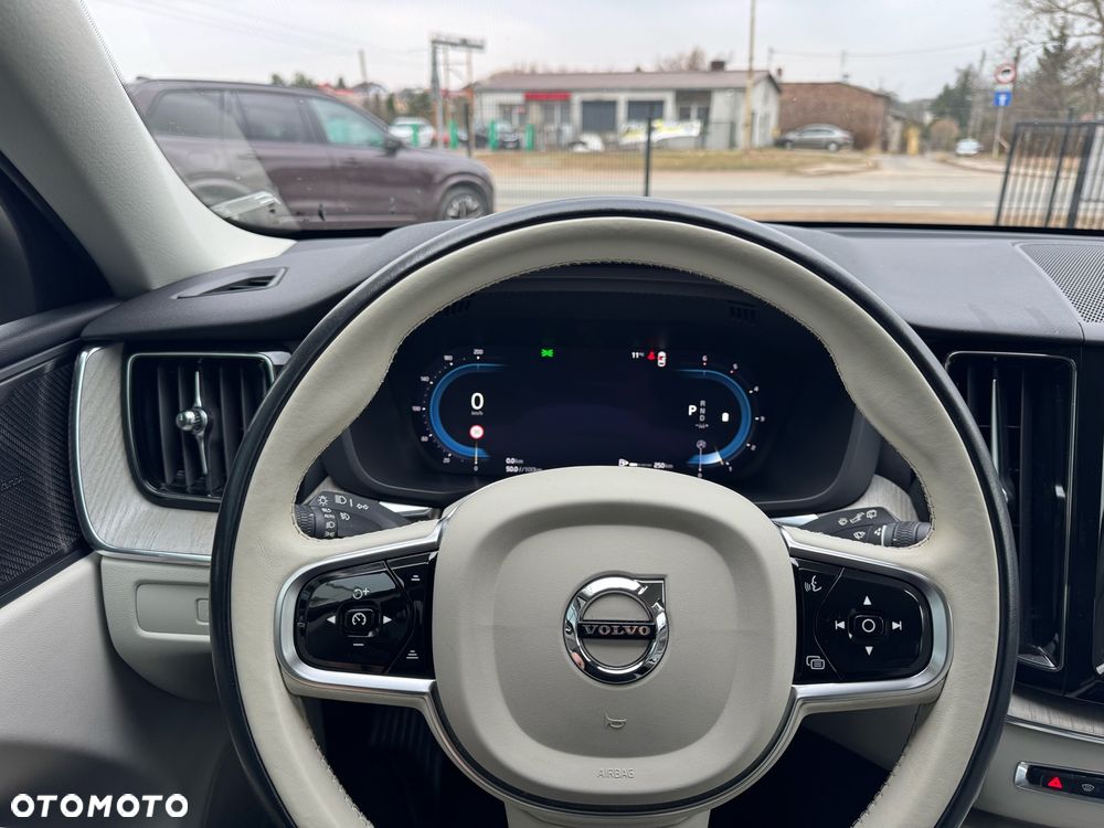 Volvo XC 60 B4 D Plus Bright - 10